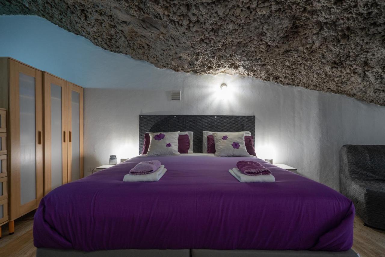 سانتا كروز دي تينيريف Romantic Cave With Big Terrace Overlooking The Sea المظهر الخارجي الصورة
